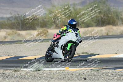 media/Oct-30-2025-Racers Edge (Thu) [[dabbdaf680]]/3-B Group/Session 5 (Turn 6)/